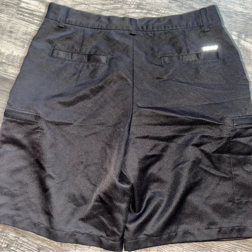 Izod Black Golf Shorts Sz 34